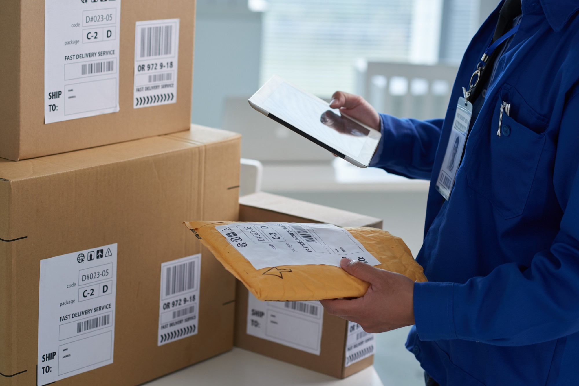 Things to Look Out for in a Same-Day Delivery Courier